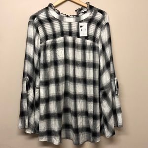 NWT George plus black white shirt